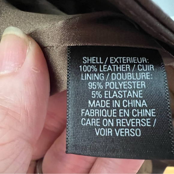 Pea green suede trucker jacket by anonymous. Size small. - Picture 5 of 5